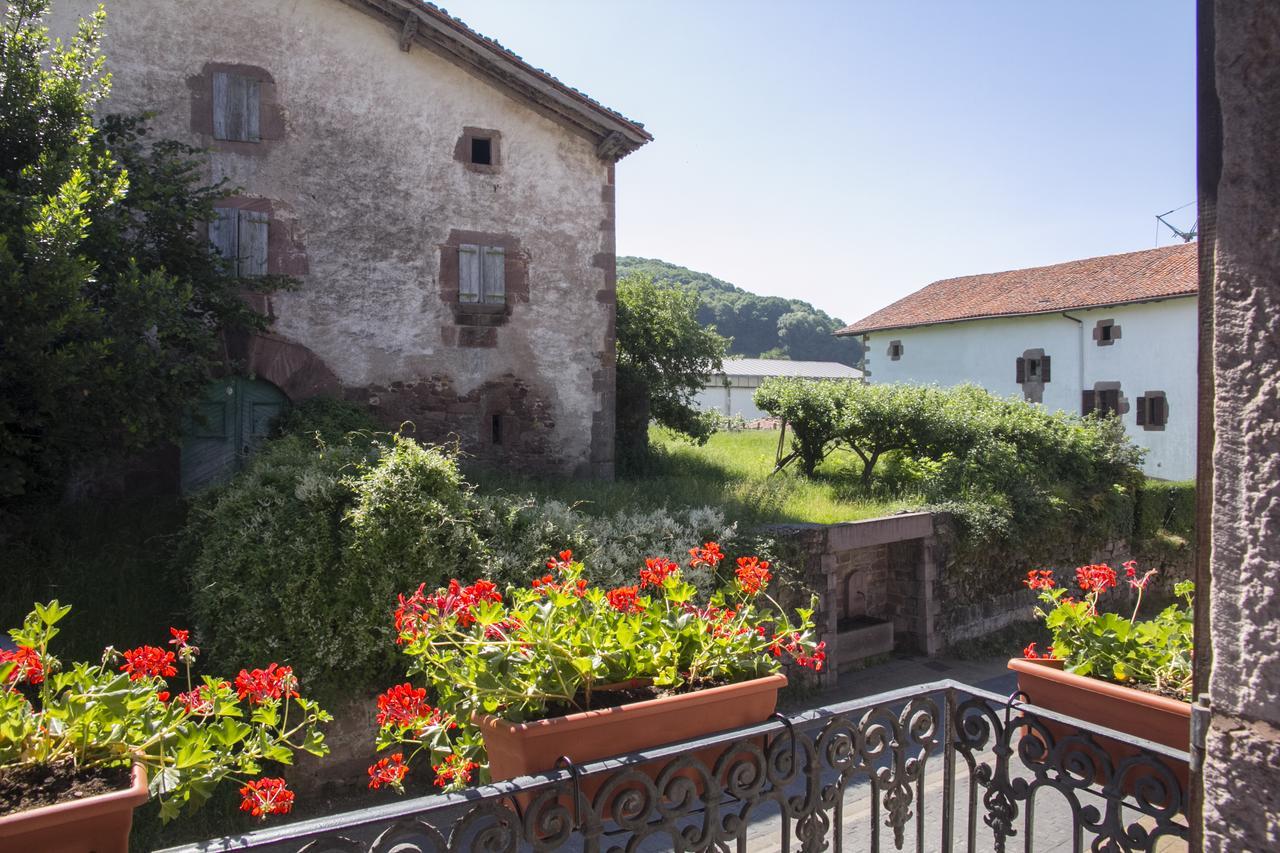 Maya del Baztán Casa Rural Bordaberea מראה חיצוני תמונה